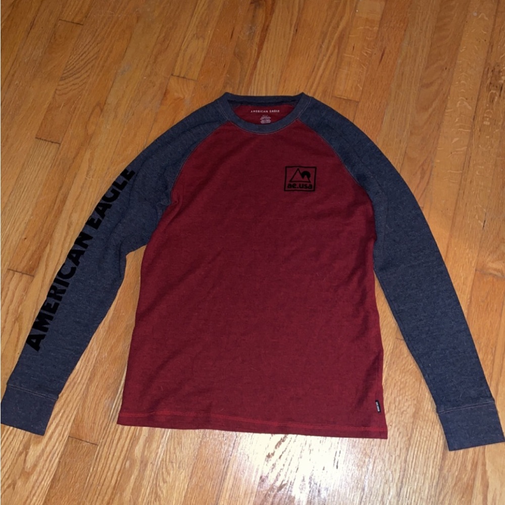 American eagle shirt , Small